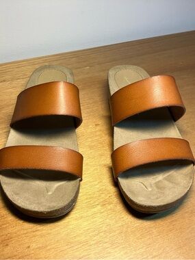 Universal Thread Brown Double-Strap Slide Sandals